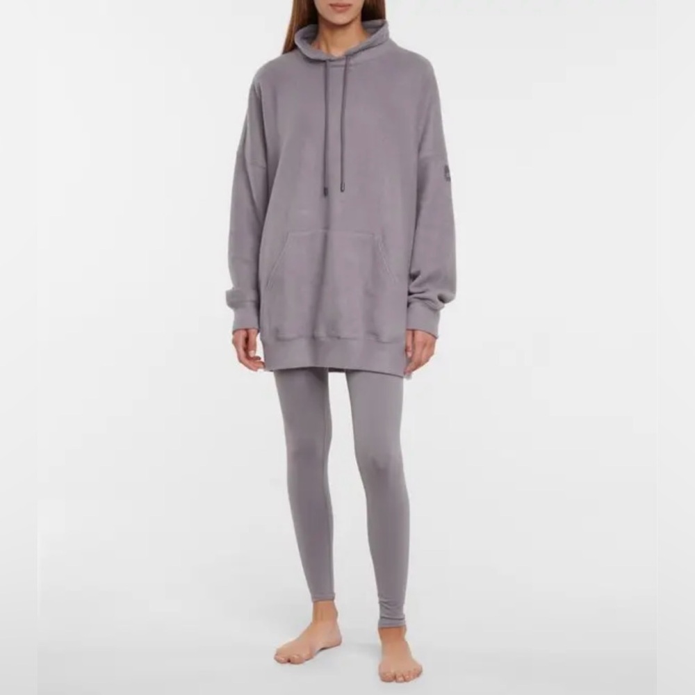 🧘‍♀️ Alo Yoga Women’s Tranquil Fleece Hoodie – Purple Dusk – Size M